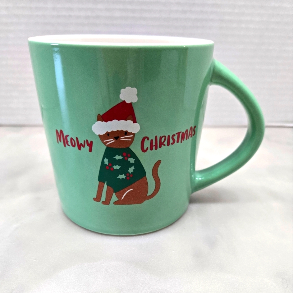 Wondershop Stoneware Holiday NWT Cat Merry Christmas Gift Green Mug